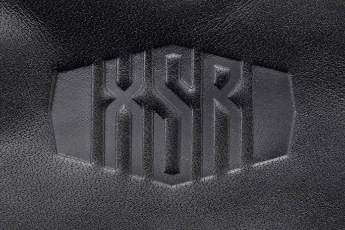 【XSR10周年記念】AY5014 XSR10TH レザーポーチ